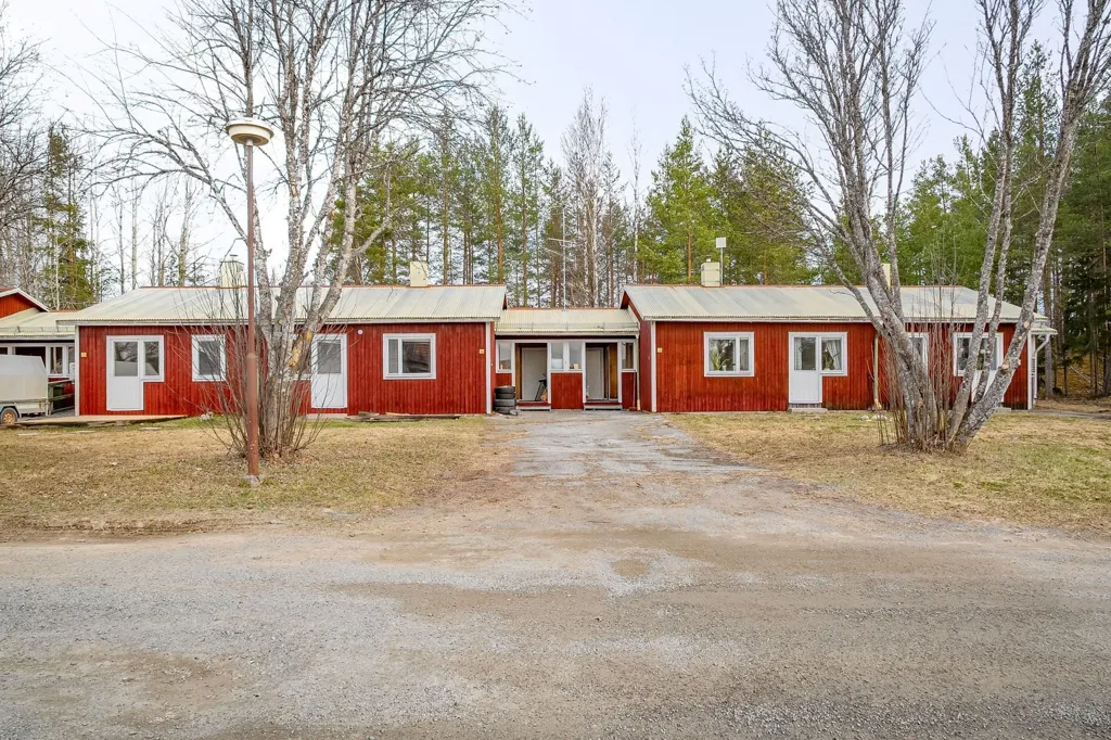 Extérieur - Fully Let Terraced House with Nature Near Ånge