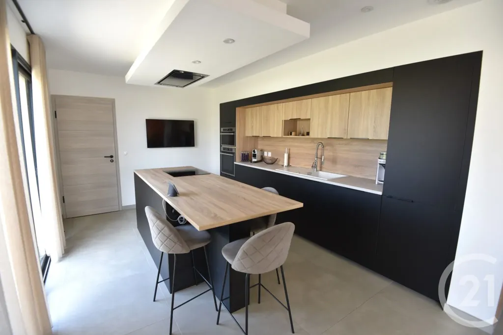 Cuisine - Maison Récemment Construite avec Terrasse à Breistroff-la-Grande