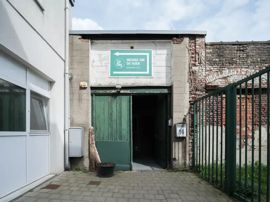 Garage - Loft-Style Commercial Space near Gent Centre