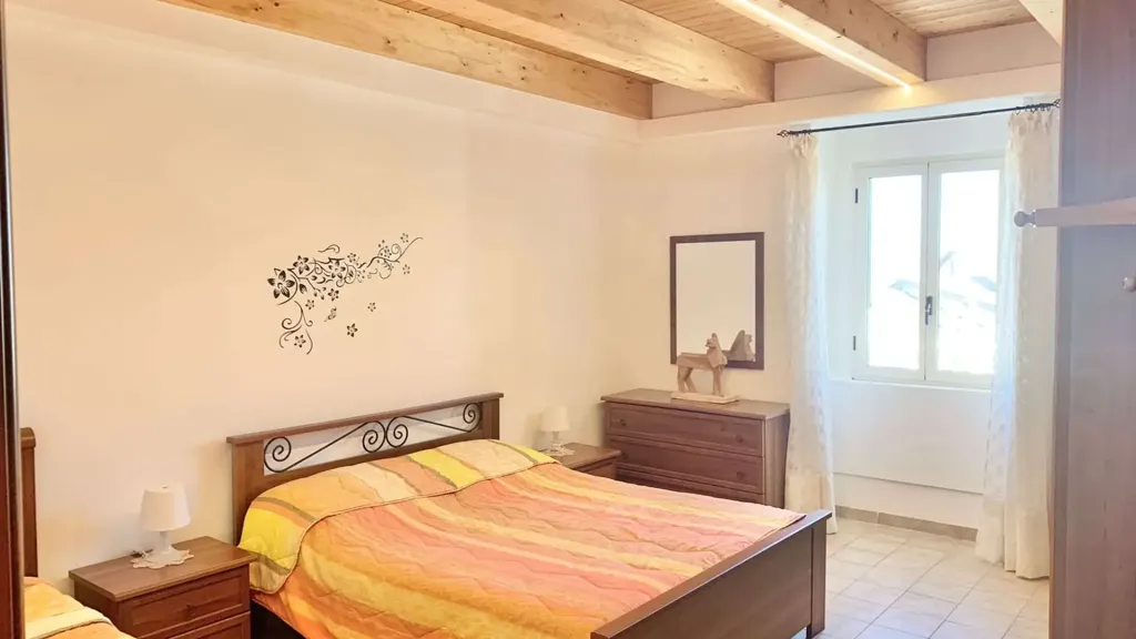 Magamistoad - Rearranged Apartment with Attic in Guglionesi