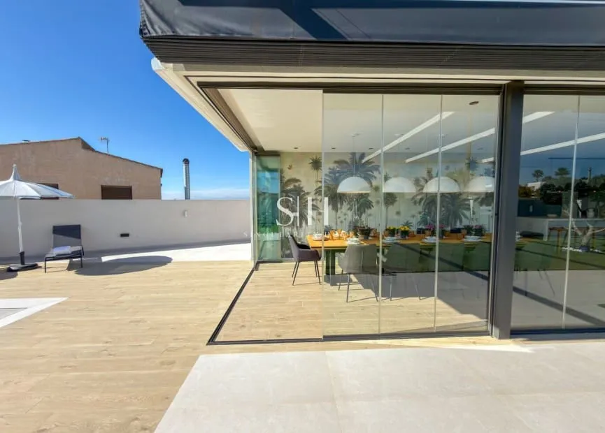 Terrace - Contemporary Villa with Private Pool in San Fulgencio