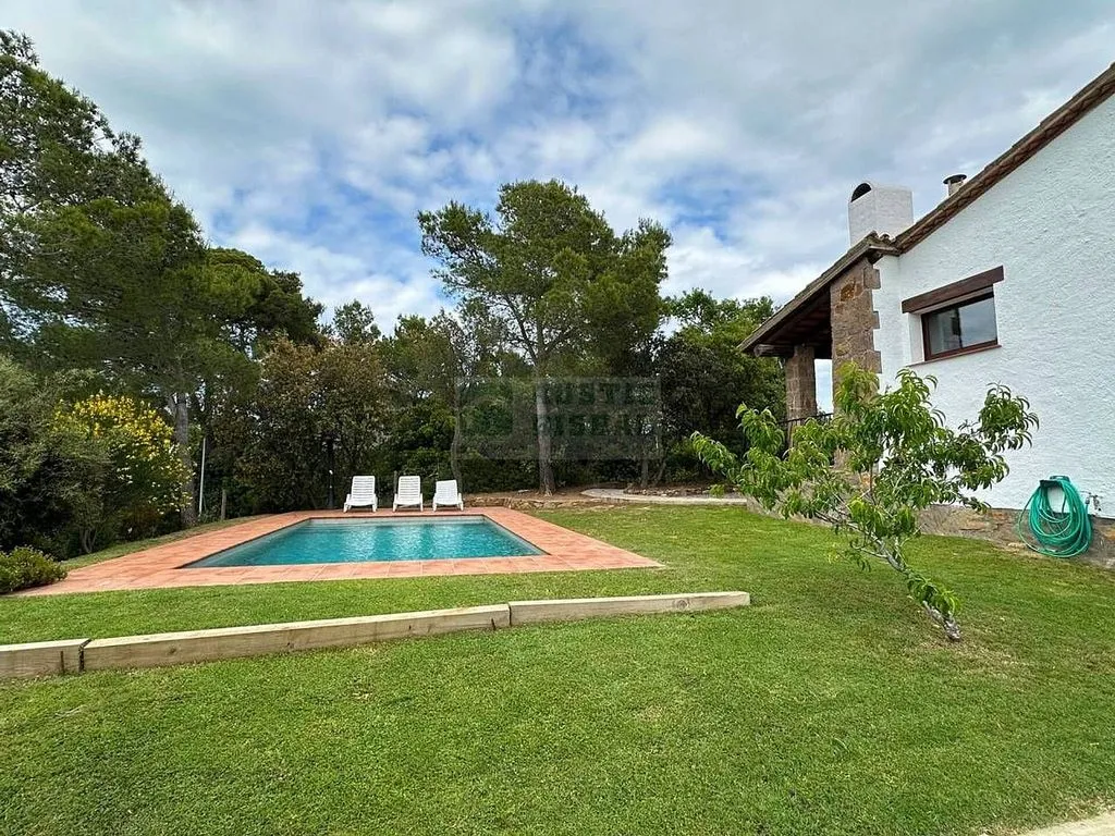 Bassein - House with Pool and Garden in Begur