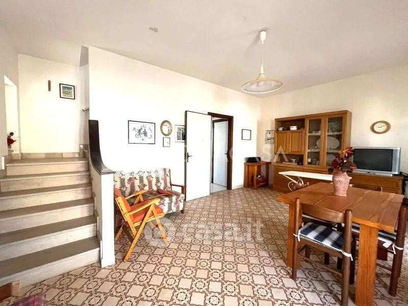 Söögituba - Duplex with Garden in Campomarino