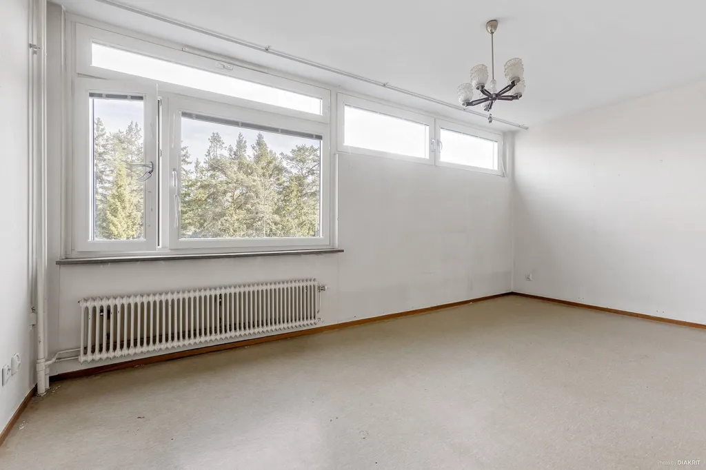 Toad - Apartment with Renovation Potential in Grindtorp