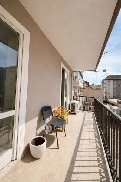 Balcon - Spacious Apartment with Balconies in Avellino