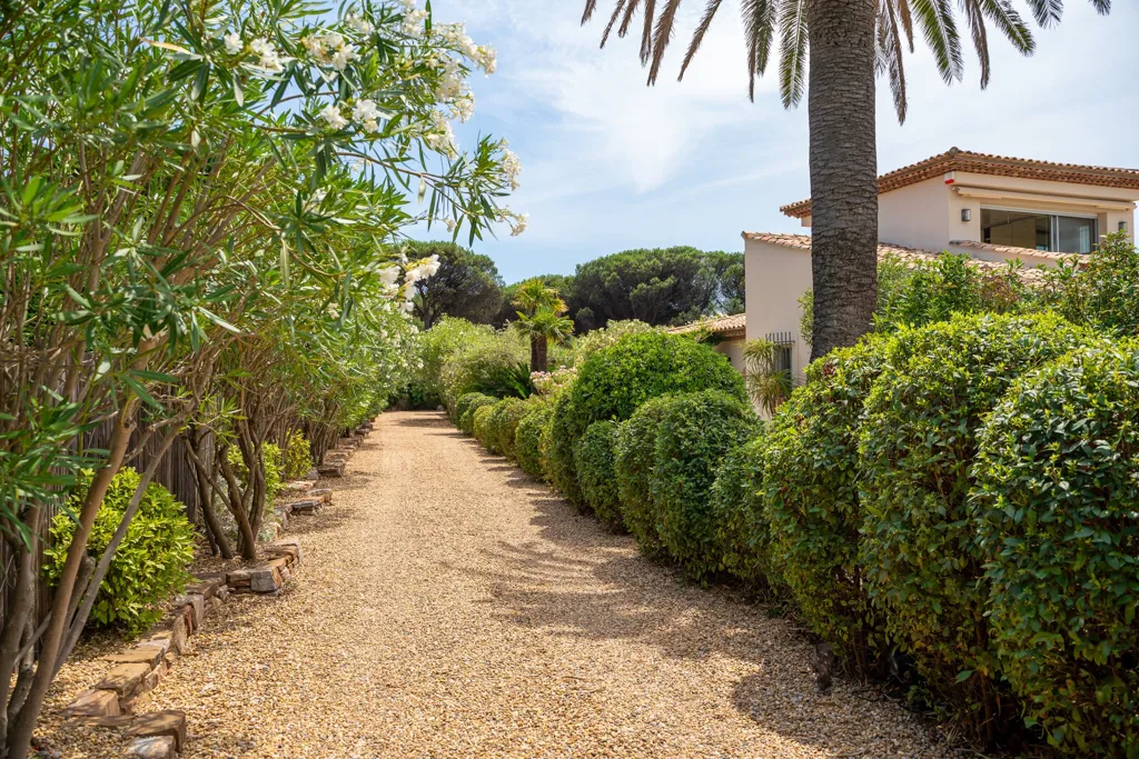 Välivaade - Villa with Sea View in Saint-Tropez