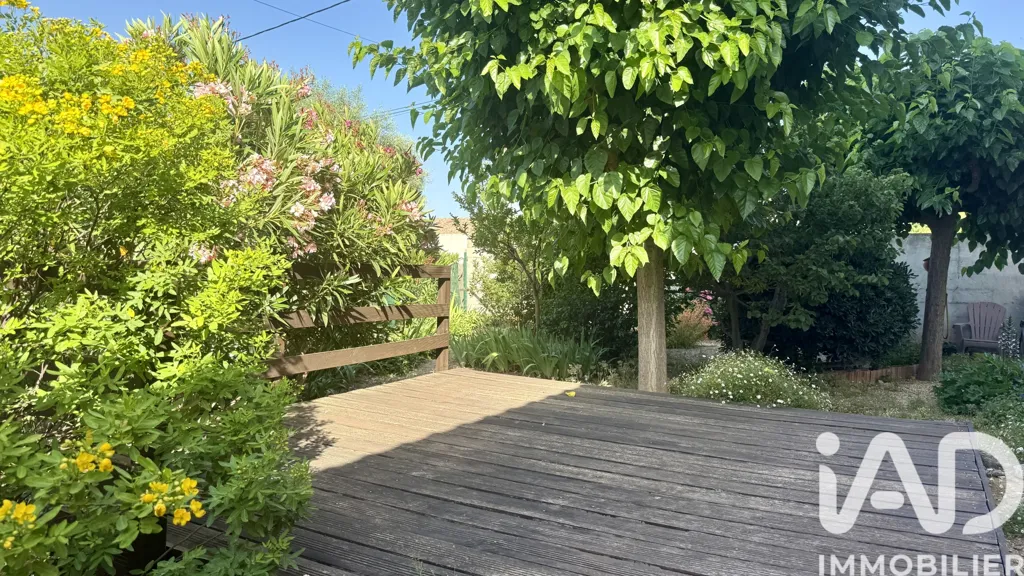 Jardin - Maison Traditionnelle avec Jardin à Paulhan