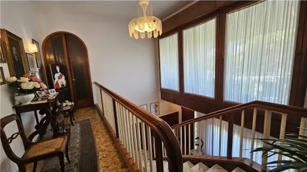 Toad - Triplex Villa with Garden in Empoli