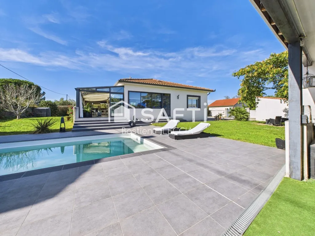 Piscine - Maison avec Piscine et Dépendance à Fonsorbes