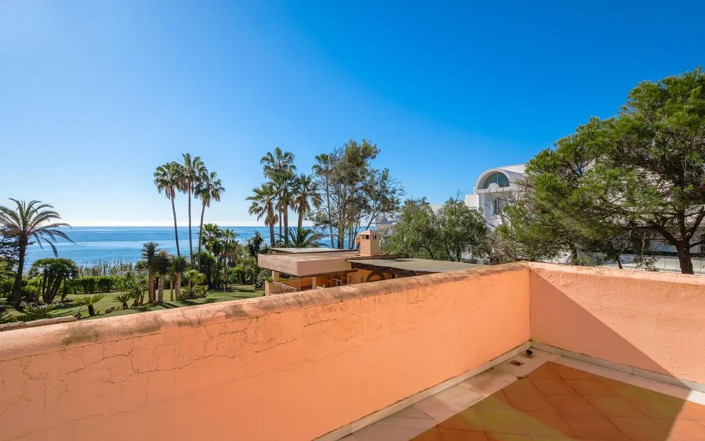Terrasse - Beachfront Villa with Pool in Estepona