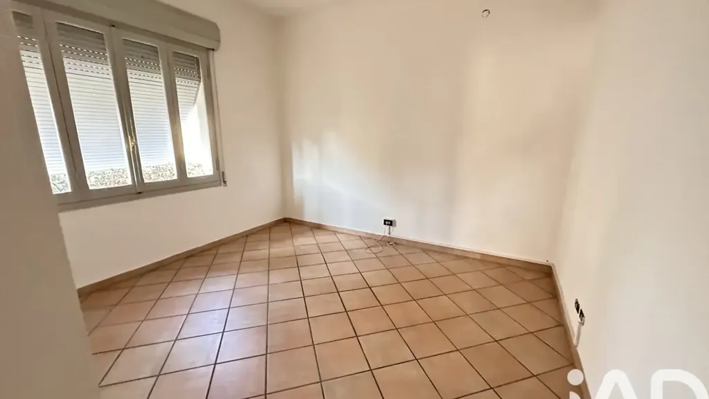 Pièces - Rustic Villa with Garden in Finale Emilia