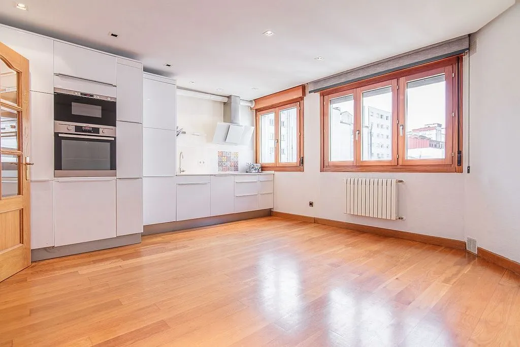 Cuisine - Duplex Flat with Sea View in Gijón Centre