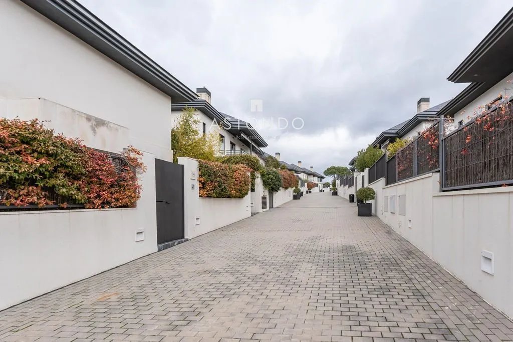 Välivaade - Detached Villa with Private Pool in Boadilla del Monte