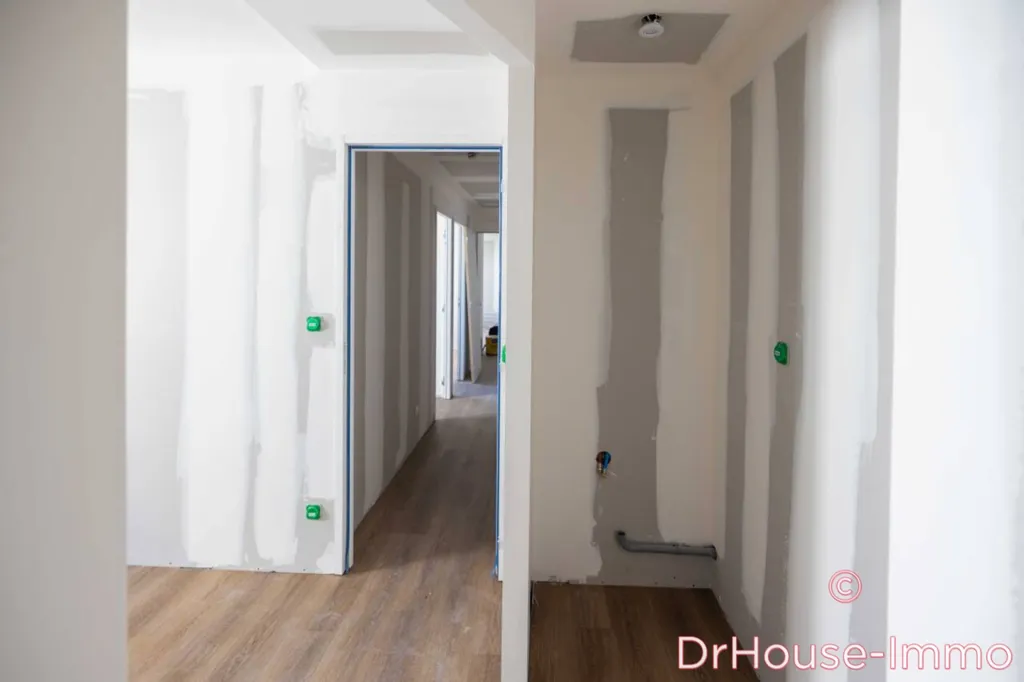 Entrée - Appartement Rénové avec Ascenseur à Orléans