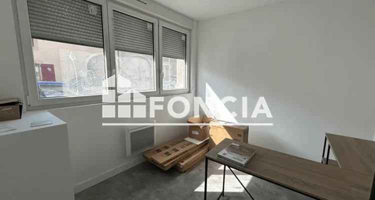 Kabinet - Office Space with Large Main Room in Blenod Les Toul