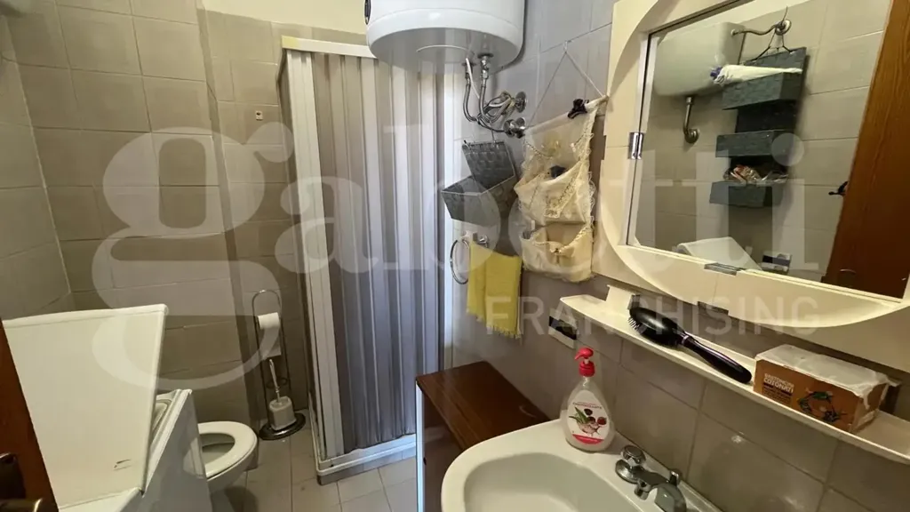 Salles de bain - 3-Bedroom Apartment with Balcony in Scalea