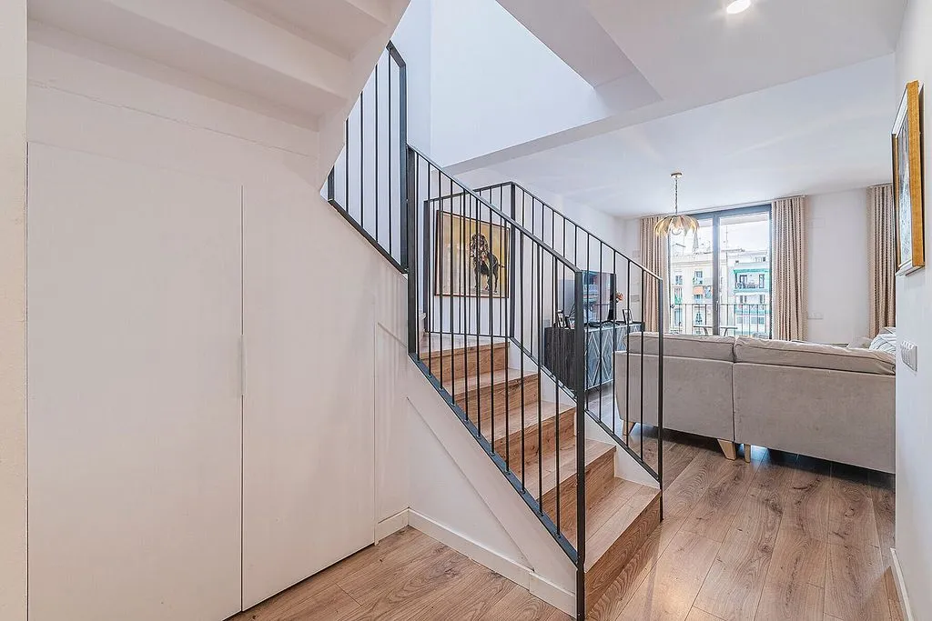Pièces - Duplex with Terrace in La Dreta de l'Eixample