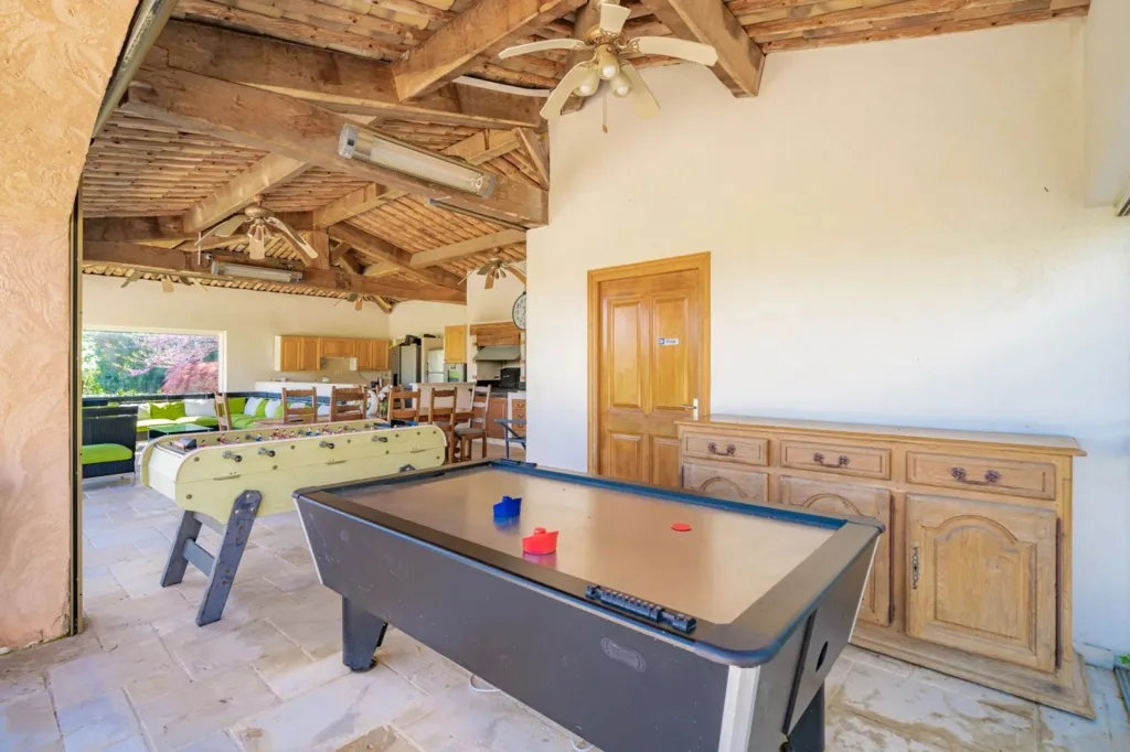 Toad - Contemporary Bastide with Pool in Quiet Setting
