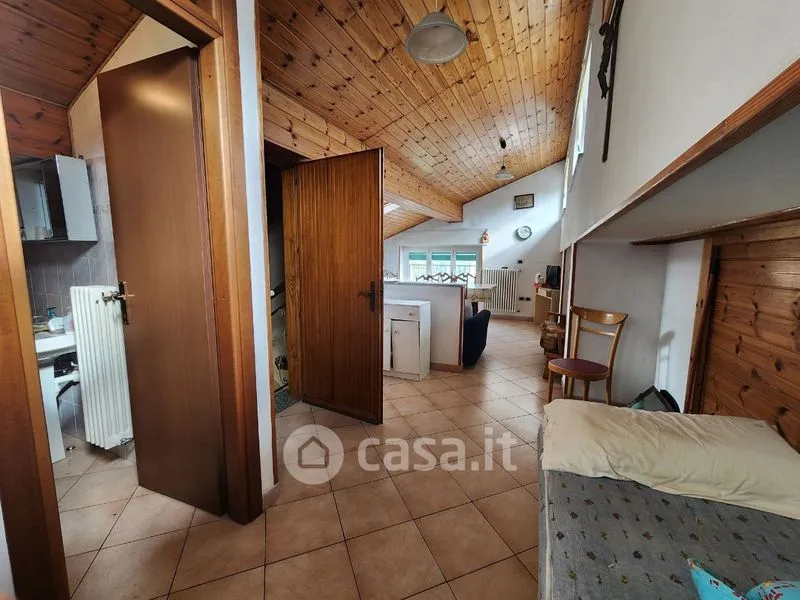 Chambres - Mansard Attico with Private Garden in Chatillon