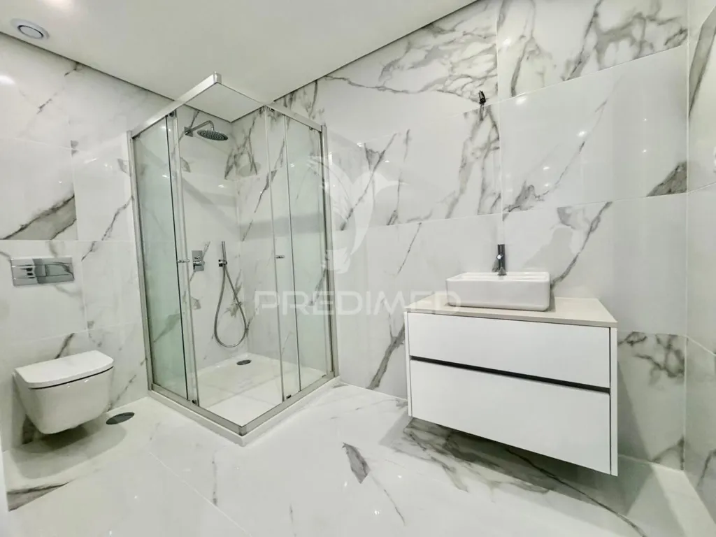 Vannitoad - New T3 Apartment with Two Fronts in Braga
