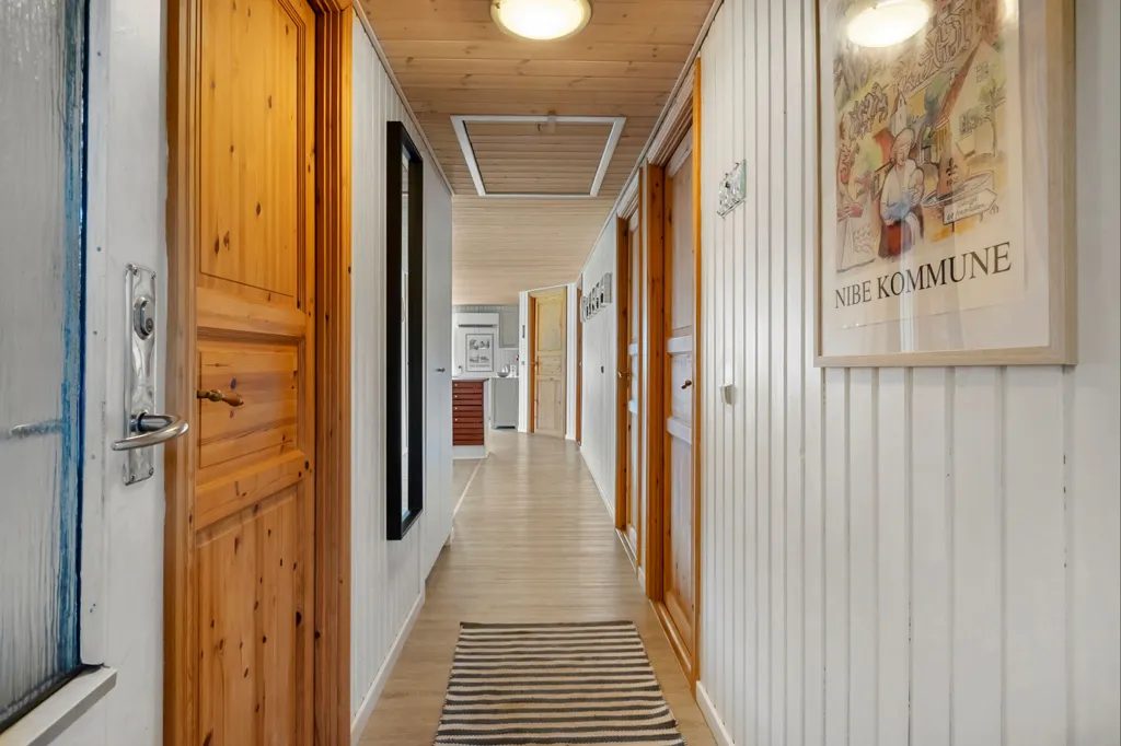 hallway_entrance