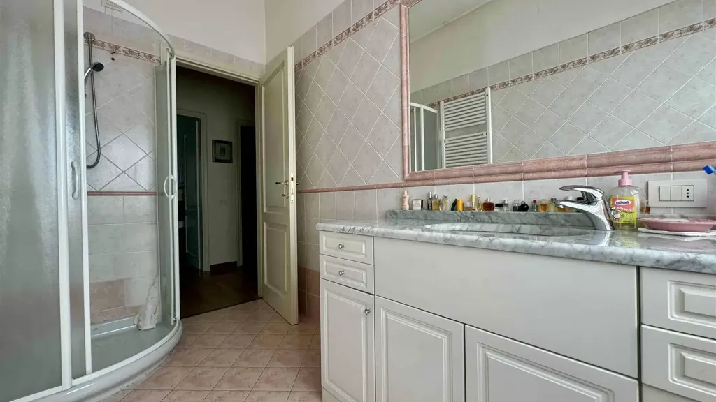 Maison 8 pièces à IT