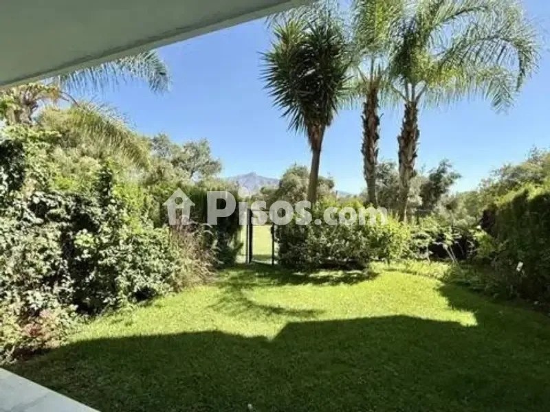 Aed - Apartment with Private Garden in Guadalmina