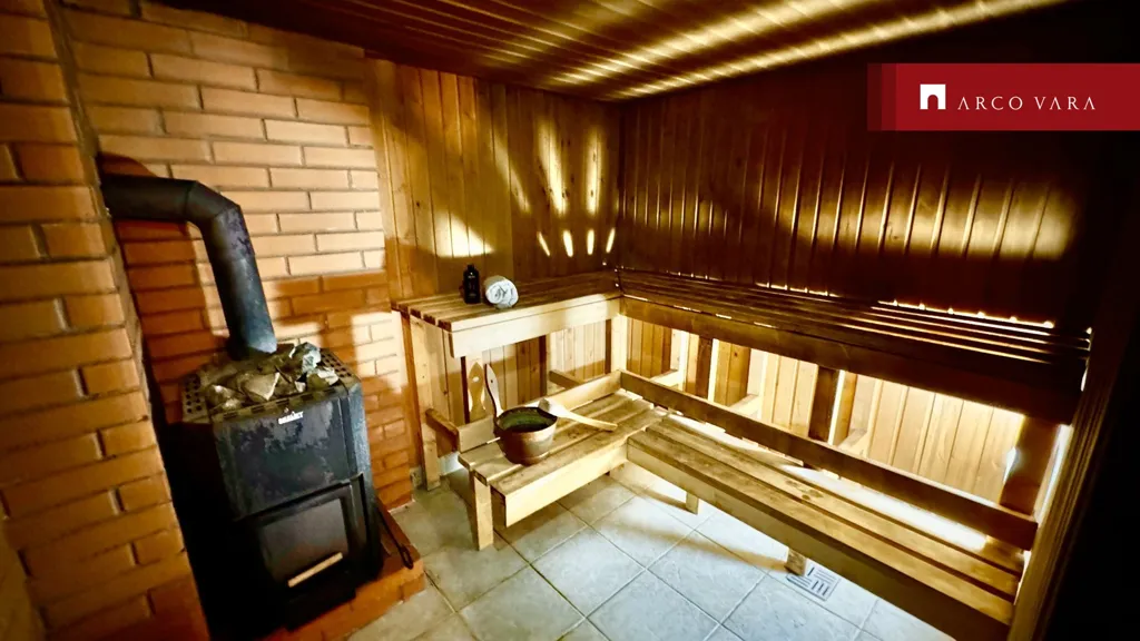 Toad - 3-Storey House with Sauna in Karksi-Nuia