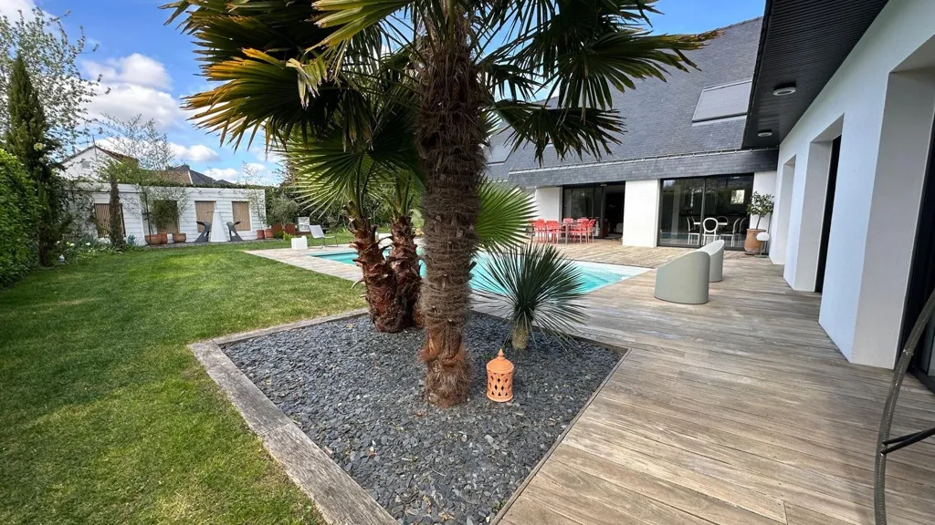 Piscine - Maison Conçue par Architecte avec Piscine à Albert 1er