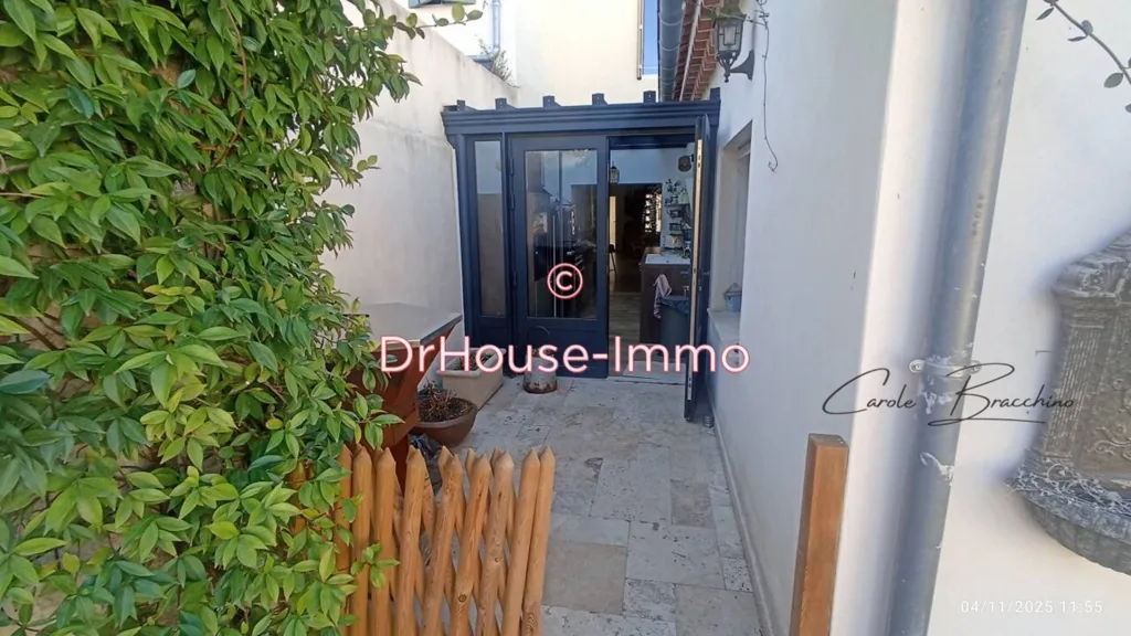 Aed - Charming 3-Bedroom House with Pool in Aigues-Mortes