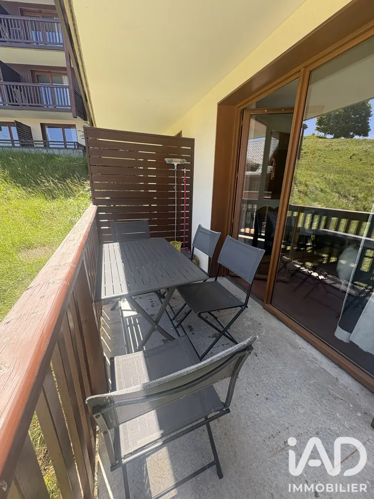 Rõdu - Apartment with Balcony and Piscine in Corbier
