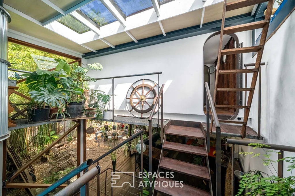 Toad - Boat-Inspired Loft with Garden in Gobelins