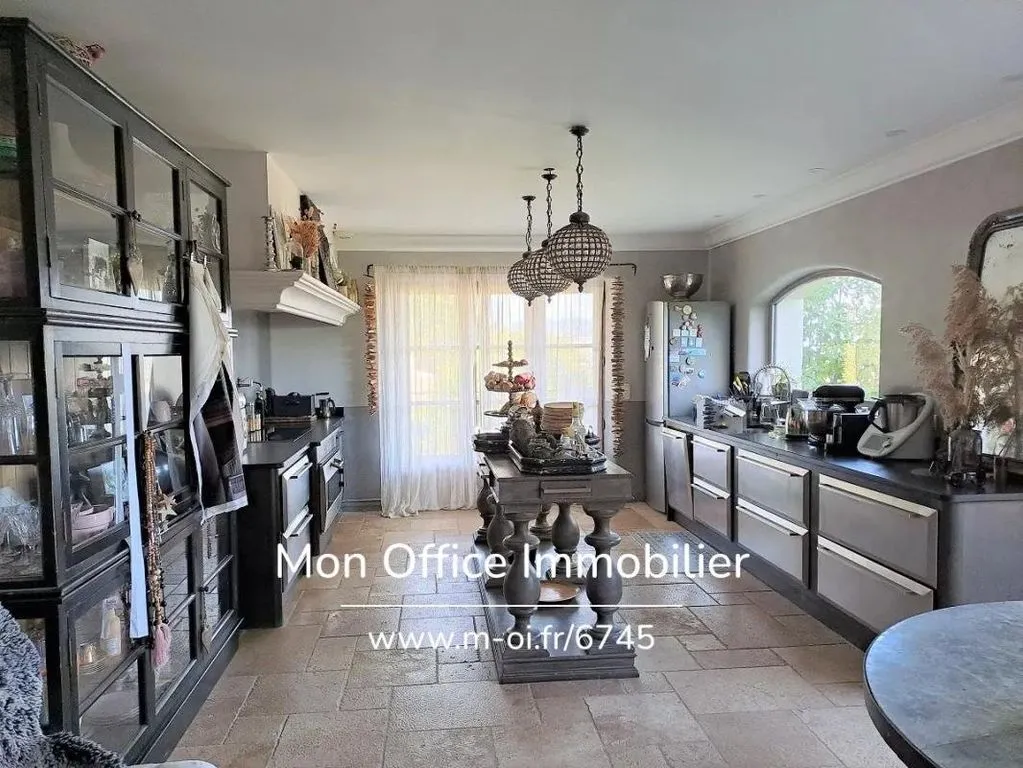 Köök - Country House with 360° Views near Manosque