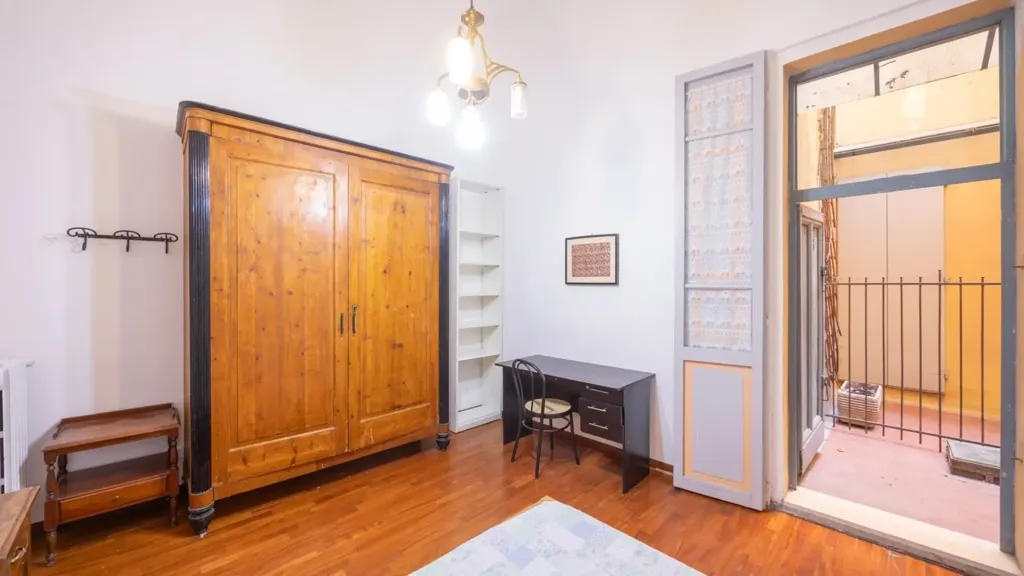 Chambres - Historic Apartment with High Ceilings in Bologna