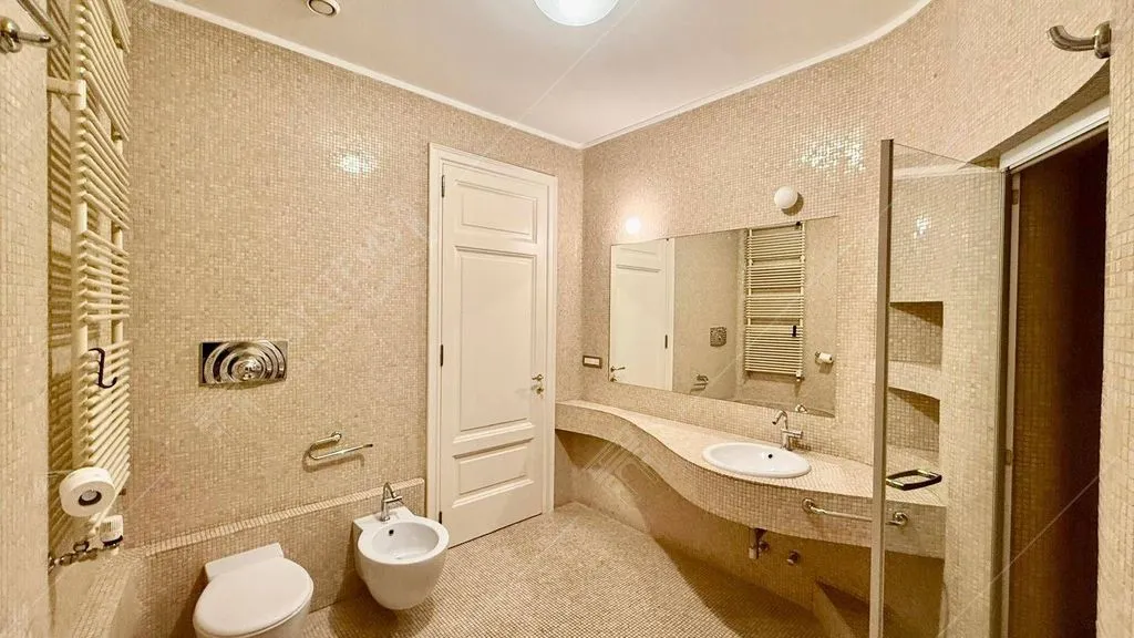 Vannitoad - Luxury Flat with Four Exposures in Milan