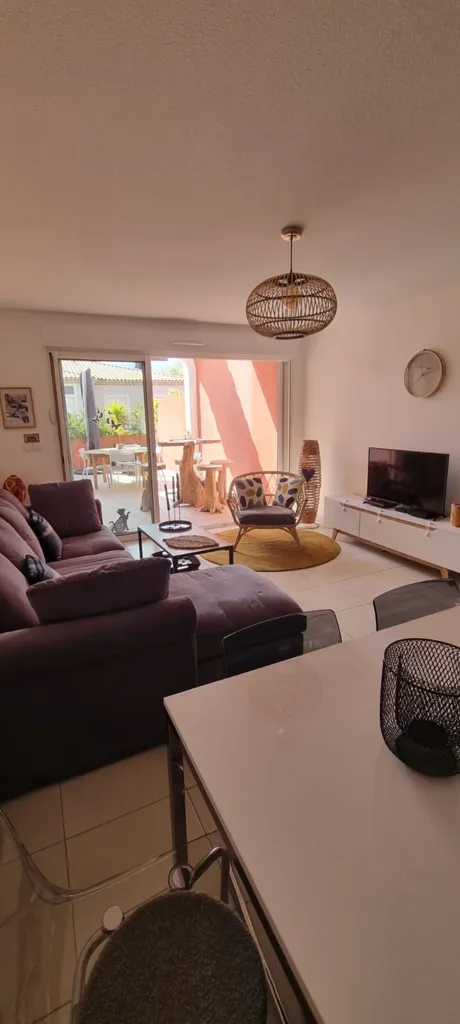 Elutuba - Duplex with Terrace in Port Grimaud