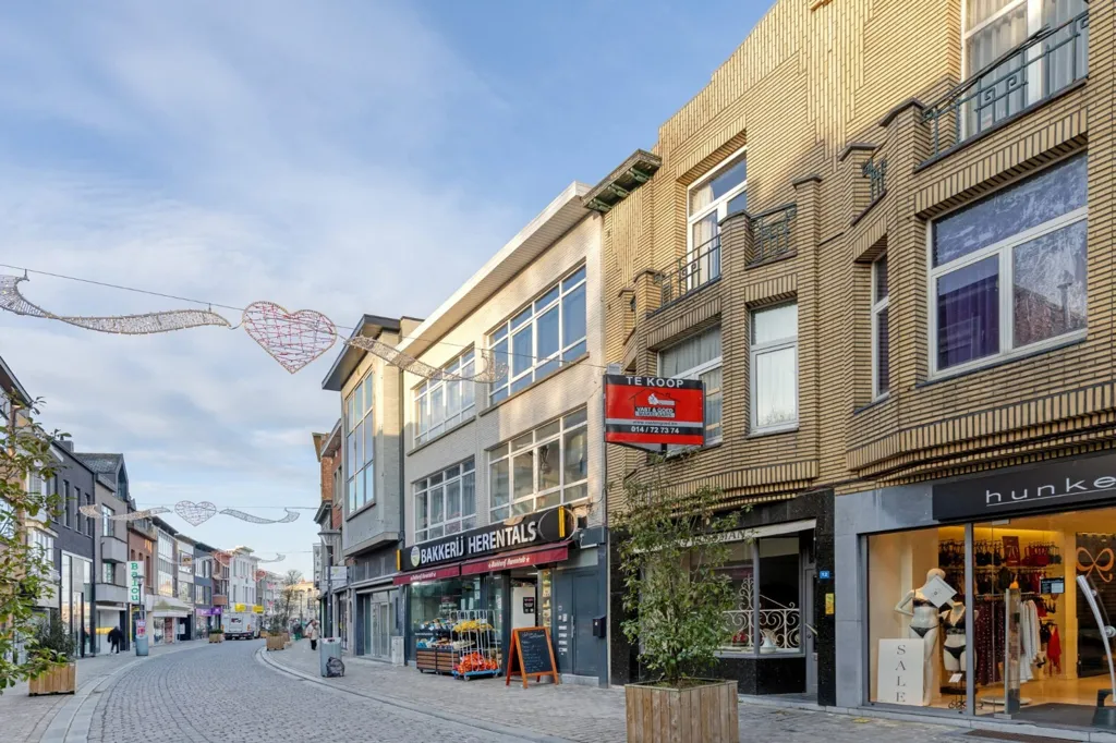 Välivaade - Renovatable Shop-Residence in Herentals