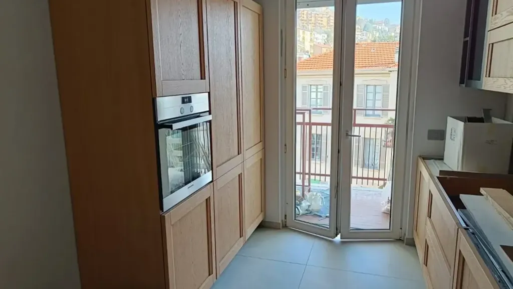Köök - Fully Furnished Apartment with Balconies in Como