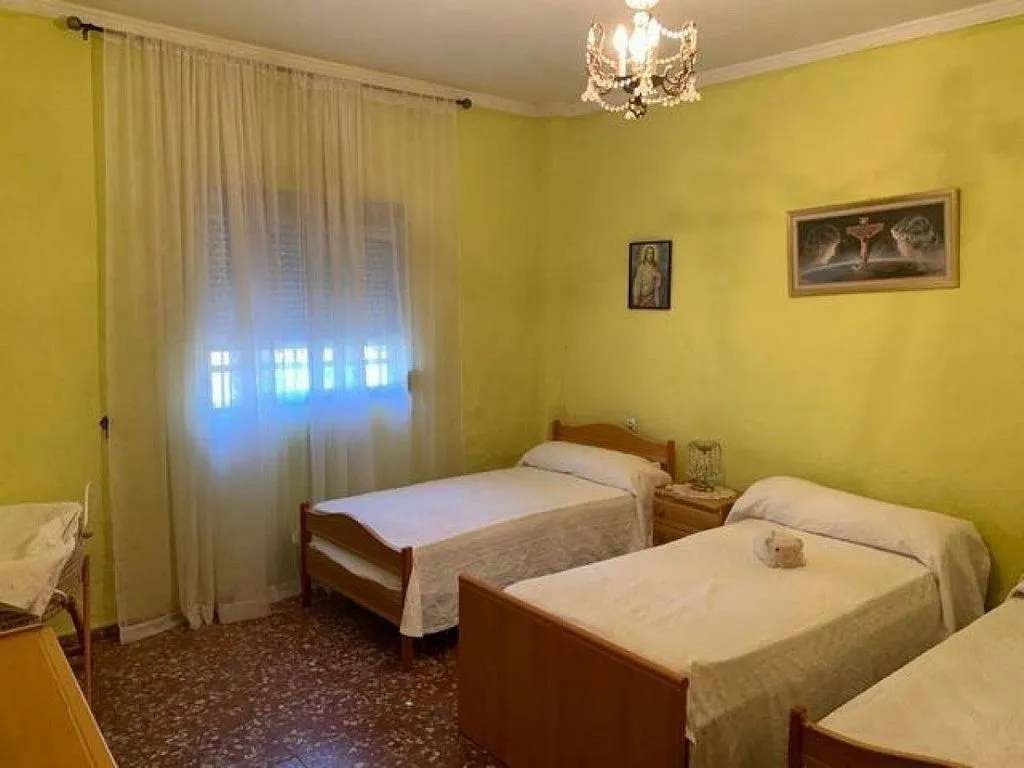 Magamistoad - Rural House with Large Plot in El Higuerón
