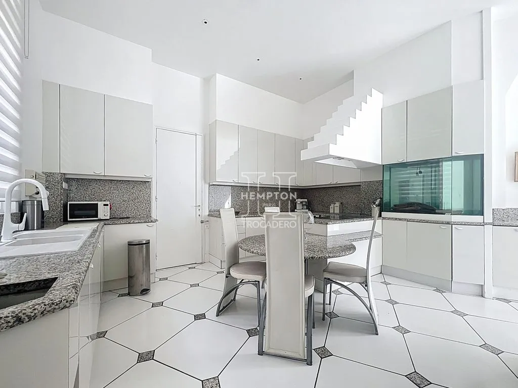 Cuisine - Appartement Luxueux de 10 Pièces à La Muette, Paris