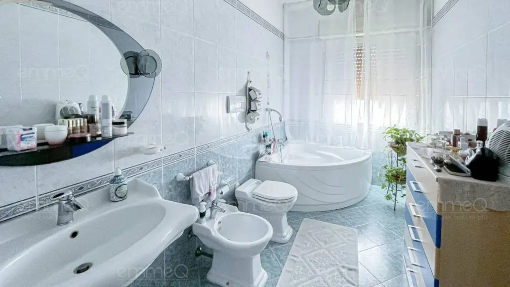 Salles de bain - Apartment with Panoramic Terrace in Palermo