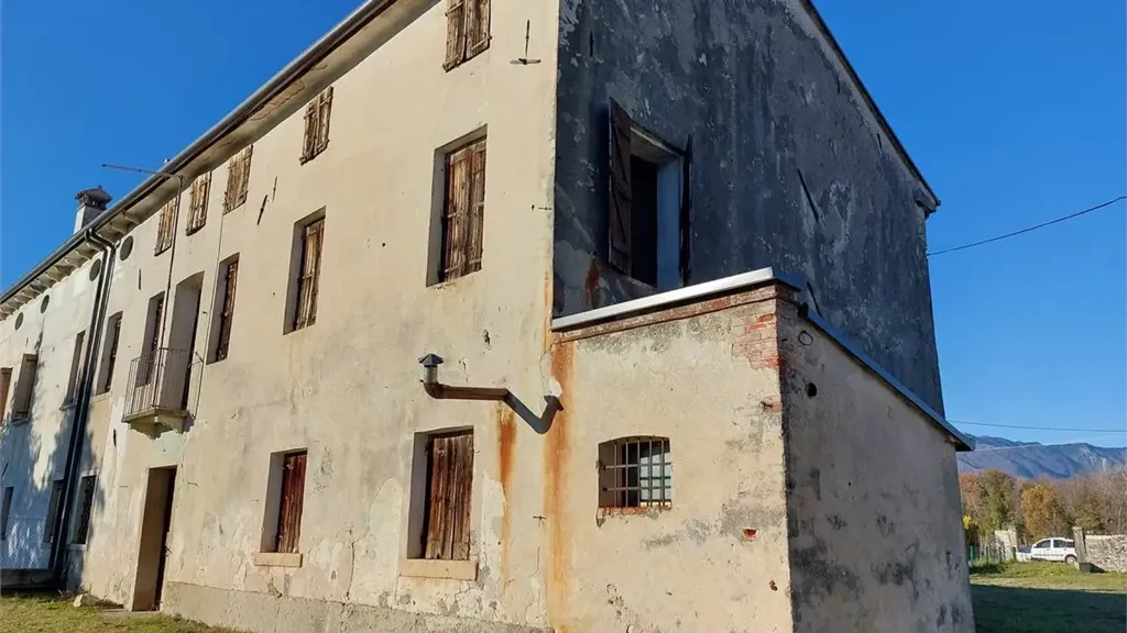 Välivaade - Historic Rustic with Potential in Montebelluna