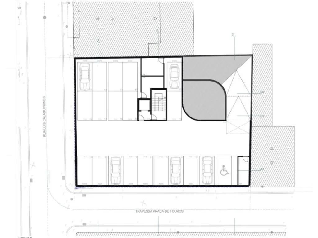 Plaan - Luxury Duplex with Terrace in Montijo