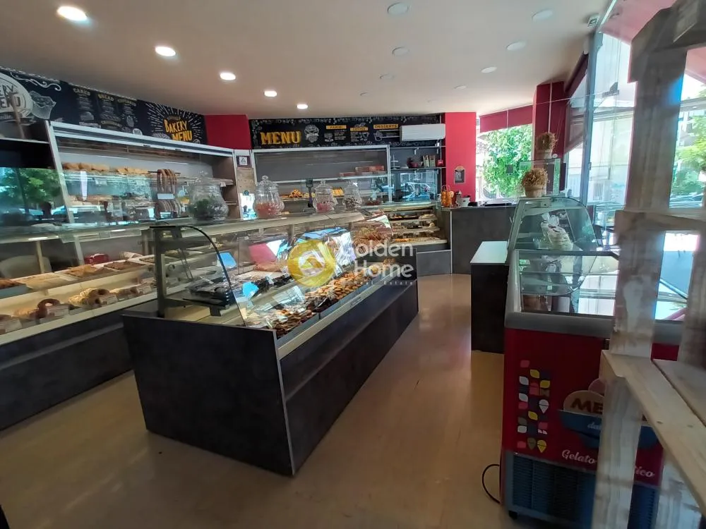 Pièces - Renovated Retail Space with Garden in Vyronas