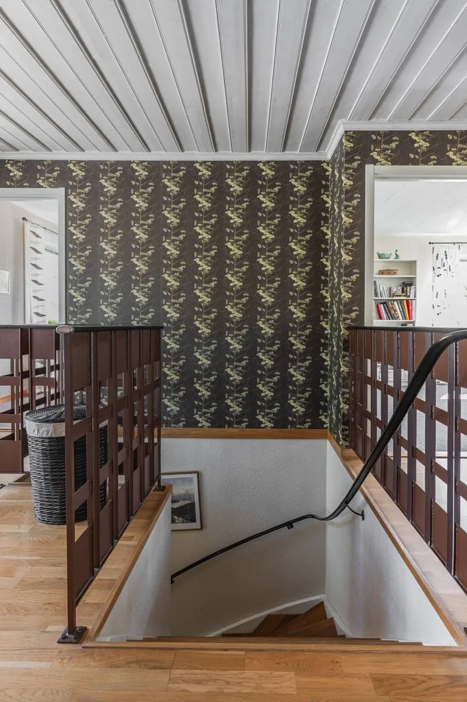 Rooms - Renovated Villa with Garden near School