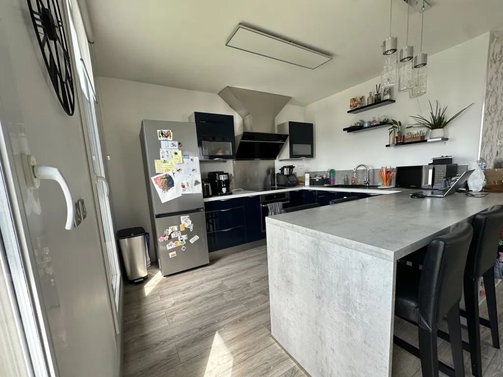 Cocina - Apartment with Panoramic View in Mantes-la-Jolie