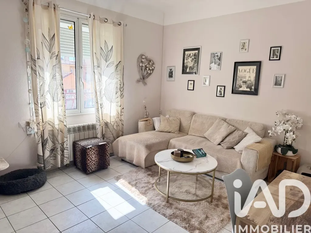 Séjour - Maison de Ville avec Terrasse et Jardin à Perpignan
