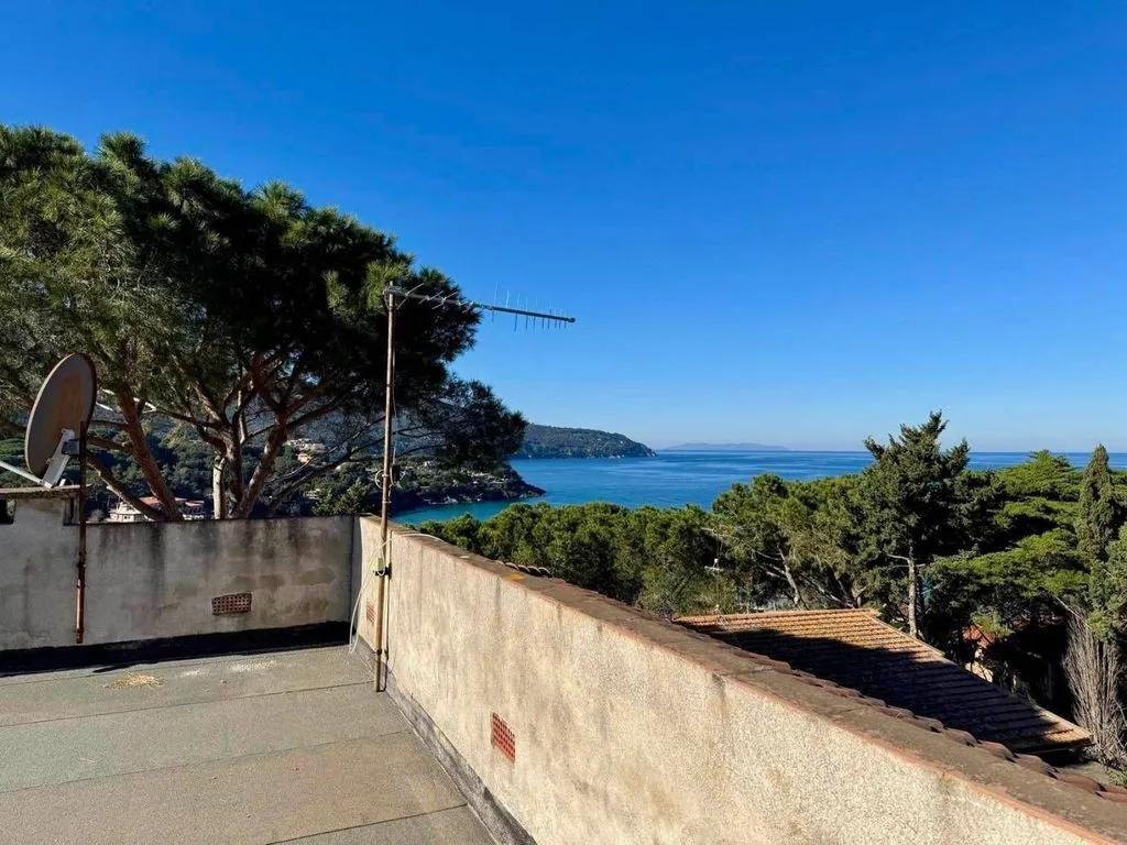 Terrass - Villa with Sea View in Procchio, Marciana