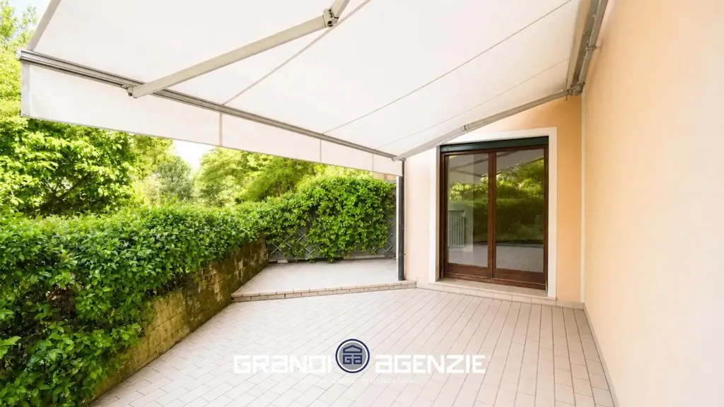 Terrasse - Ground Floor Apartment with Private Garden in Treviso
