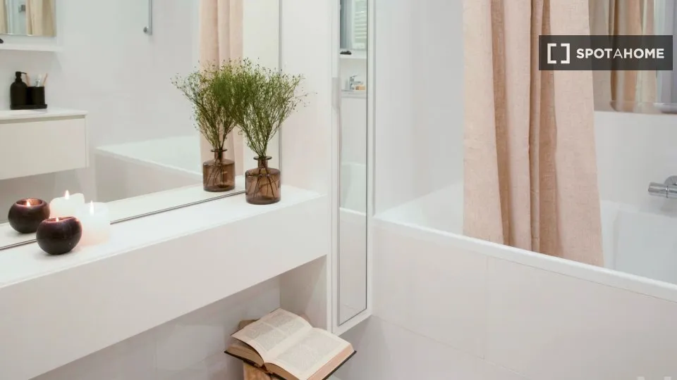 Bagni - 2-Bedroom Apartment in Legendre-Lévis, Paris